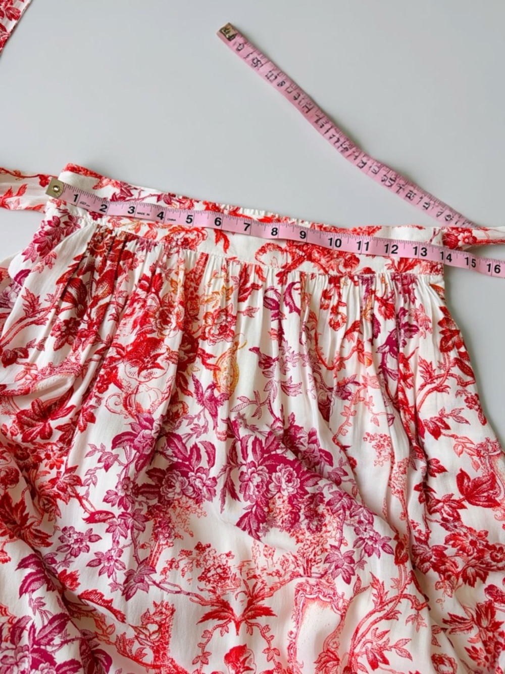 Maeve by Anthropologie Red and Rose Whimsical Print Midi Skirt Dipped Hem S - Picture 13 of 13